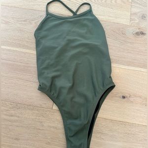 (28) TLC Jolyn Brandon 2 Suit